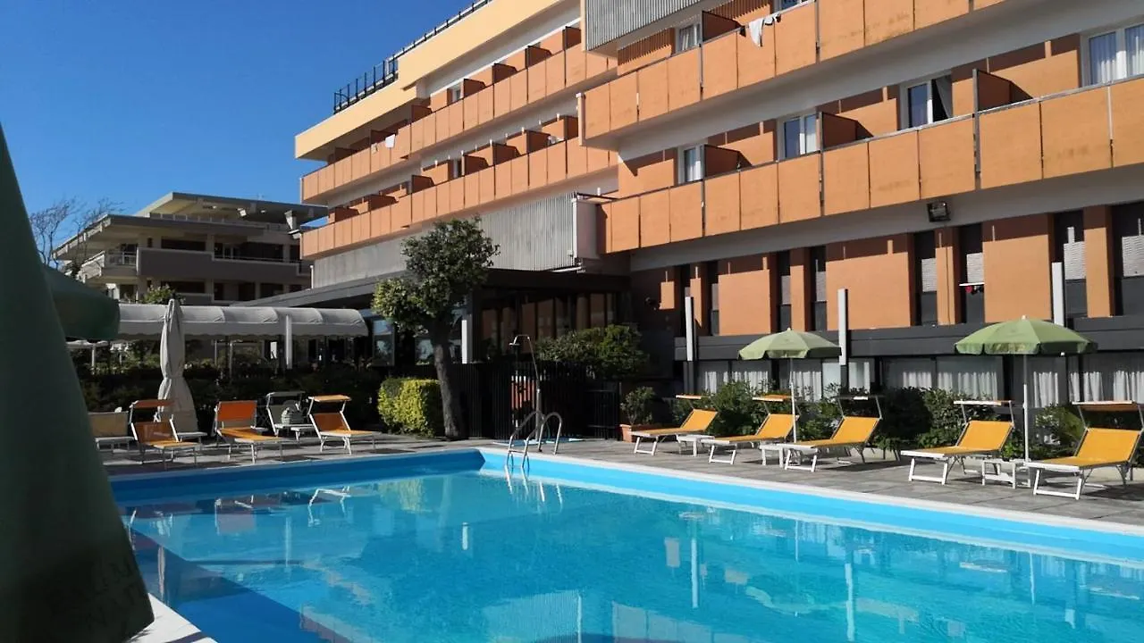 Park Hotel Rimini 4*,
